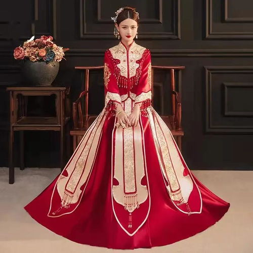 很多人说,婚纱比不过咱们中国的秀禾传统服饰,大家怎么看